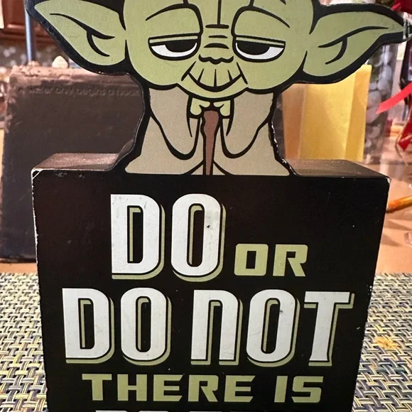 Yoda Quote Wall Decor - Black and Green - Picture 3 of 3